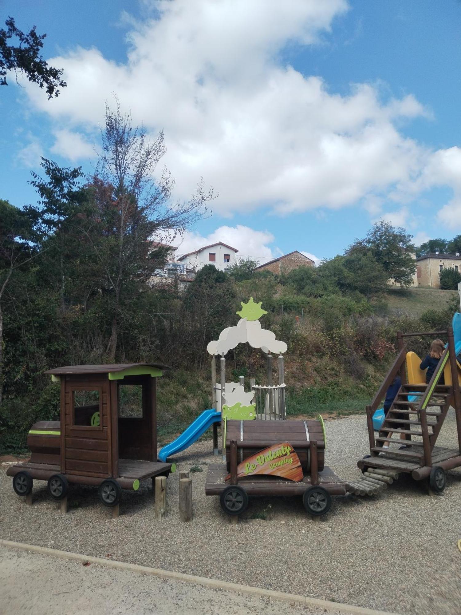 Camping Nature Le Valenty Mobil-Home-Dordogne Panoramique Clim Piscine Soturac Esterno foto